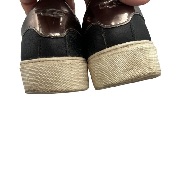 UGG Jass Slip On Sneakers - Picture 4 of 6